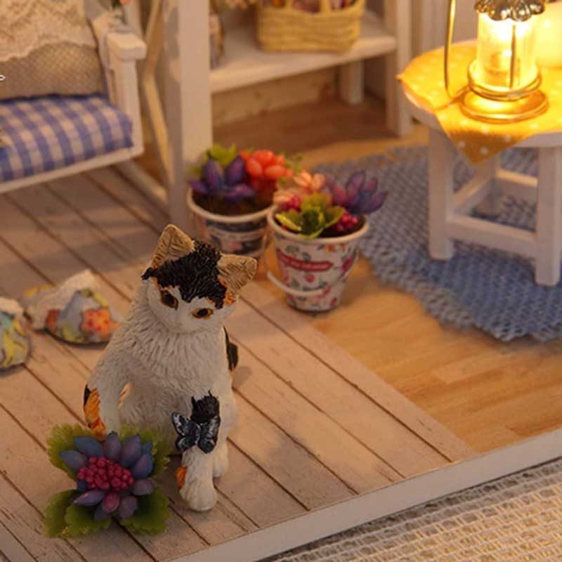 Miller's Cat Diary DIY Miniature Dollhouse Kit Description-6
