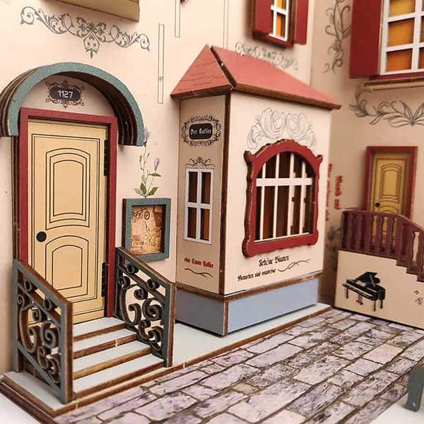 The-Ancient-City-Of-Flowers-Book-Nook-Miniature-Dollhouse