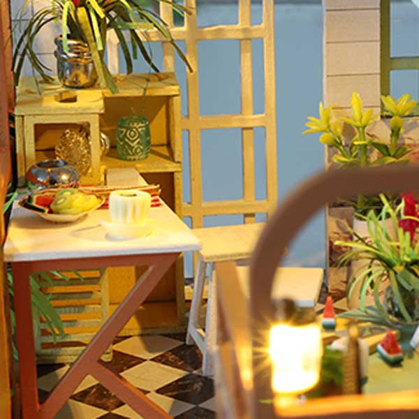 Miya's House DIY Miniature Dollhouse_Description_6