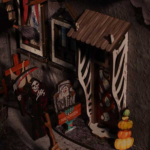 Halloween Spooky Alley Book Nook Miniature Dollhouse_Description_5