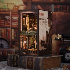 Sherlock Holmes Book Nook Miniature Dollhouse_2