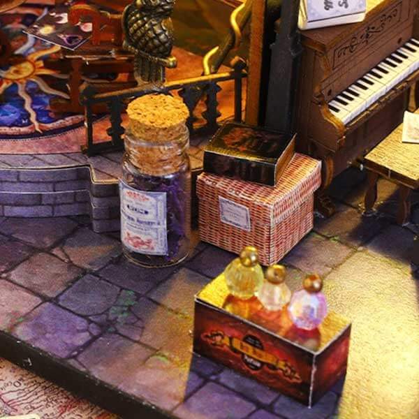 Luna's Magic House DIY Miniature Dollhouse_Description_8