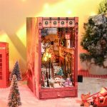 Christmas Crazy Night Book Nook Miniature Dollhouse_2
