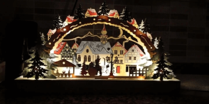 Merry Christmas Village 3D Wooden Puzzle