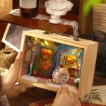 Christmas Shop Wooden Box Miniature Dollhouse_3
