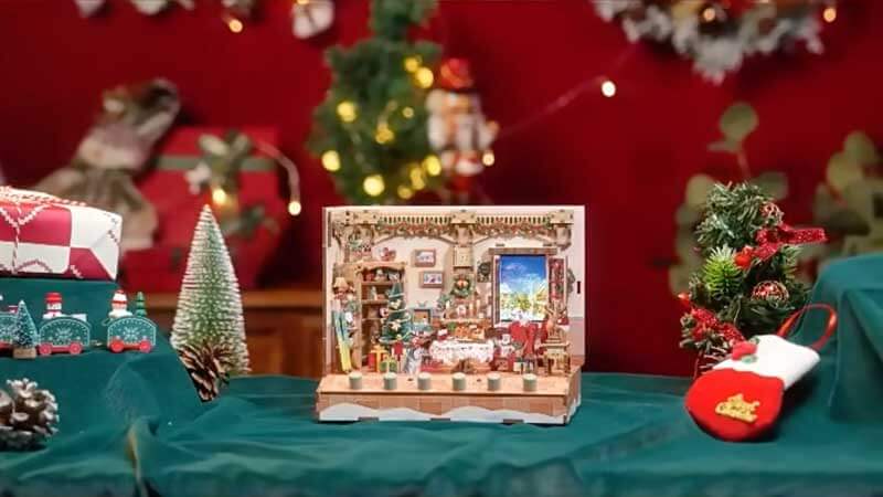 Christmas Story DIY Miniature Dollhouse_Description_2