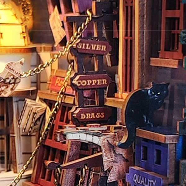 Magic Night Alley Book Nook Miniature Dollhouse_Description_8