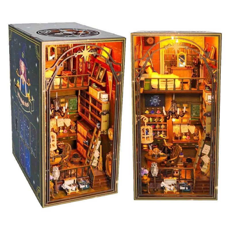Mira Magic House Book Nook Miniature Dollhouse_1