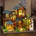 Ana's Enchanted Garden DIY Miniature Dollhouse_2