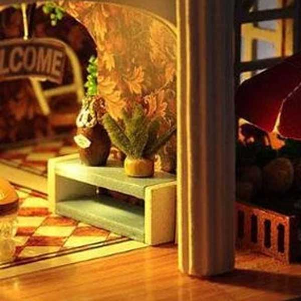 Aquarium Mansion DIY Miniature Dollhouse_Description_4