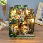Darcy's Flower House DIY Miniature Dollhouse_3