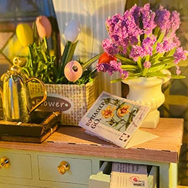 Darcys Flower House DIY Miniature Dollhouse_Description_5