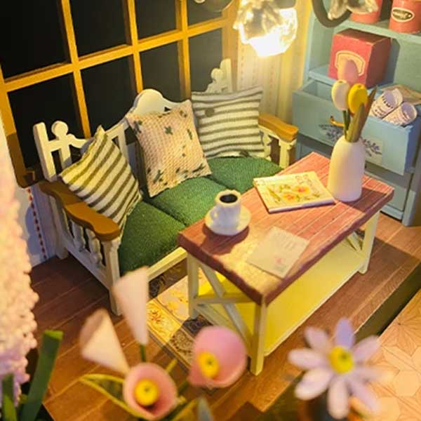 Darcys Flower House DIY Miniature Dollhouse_Description_6