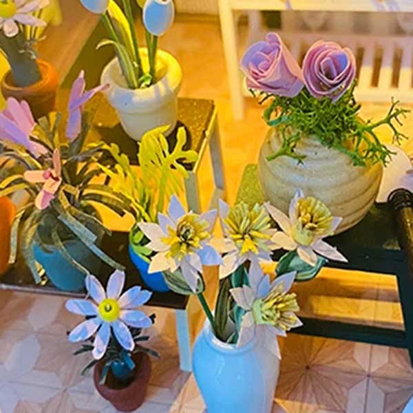 Darcys Flower House DIY Miniature Dollhouse_Description_7