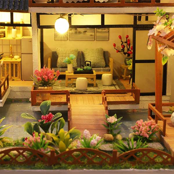 Dora’s Bamboo Courtyard DIY Miniature Dollhouse_Description_4