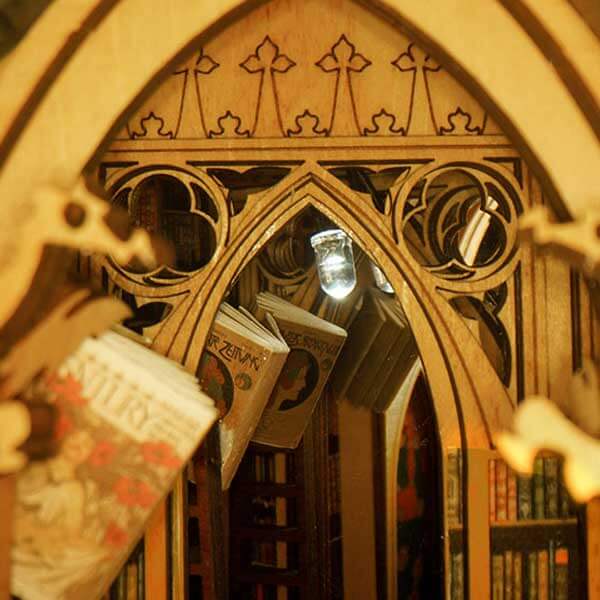 Elf Library Book Nook Miniature Dollhouse_Description_4