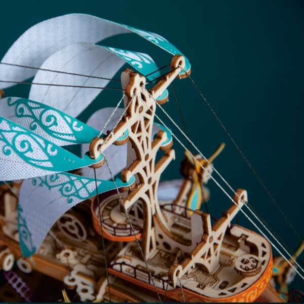 Fantastic Spaceship 3D Wooden Puzzle_Description_5