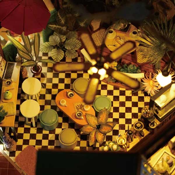 Garden Cafe DIY Miniature Dollhouse_Description_6