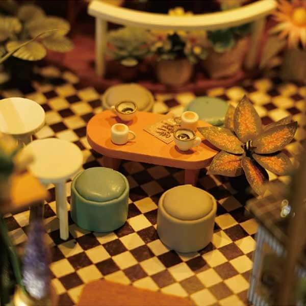 Garden Cafe DIY Miniature Dollhouse_Description_7