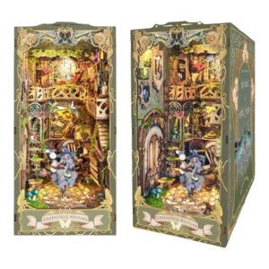 Green Fairyland Book Nook Miniature Dollhouse_1