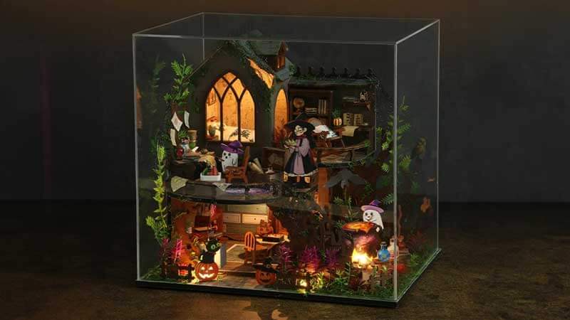 Halloween Witchy Retreat DIY Miniature Dollhouse_Description_2