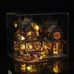 Holo Magic City DIY Miniature Dollhouse_5