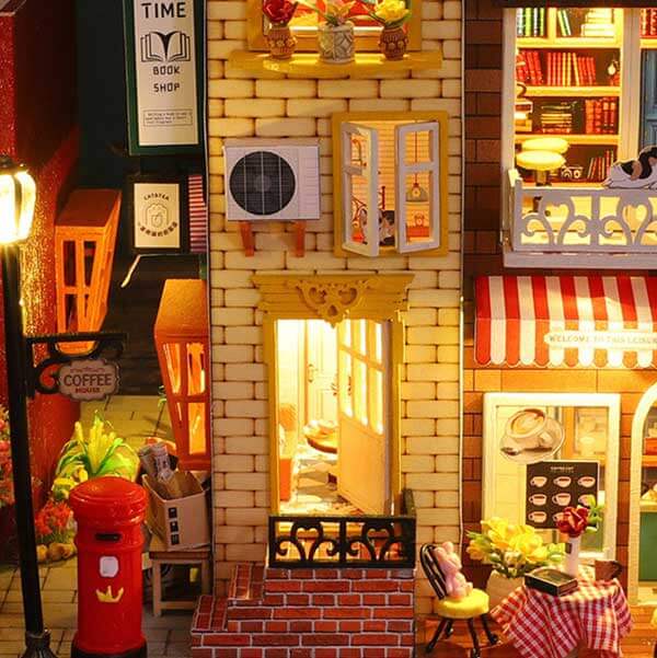 Nancy's Book Villa DIY Miniature Dollhouse_Description_5