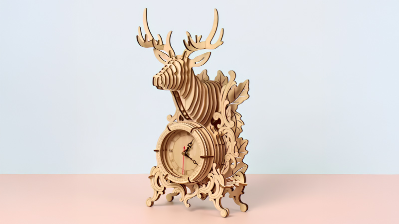 Reindeer Desk Clock 3D Wooden Puzzle_Description_1