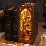 Sam's Library Book Nook Miniature Dollhouse_4