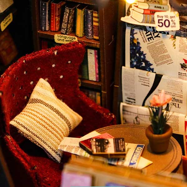 Soul Bookstore Book Nook Miniature Dollhouse_Description_3