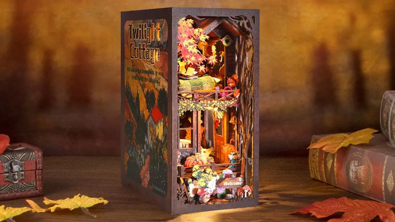 Twilight Cottage Book Nook Miniature Dollhouse_Description_2