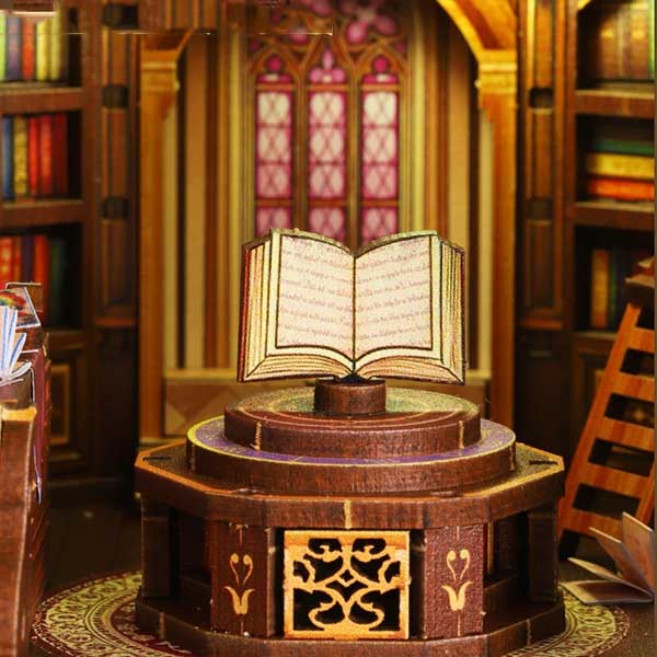 World Bookstore Book Nook Miniature Dollhouse_Description_3