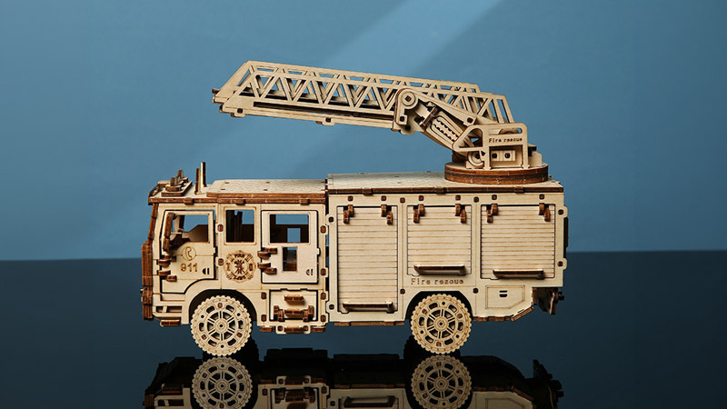 Fire Engine 3D Wooden Puzzle_Description_1