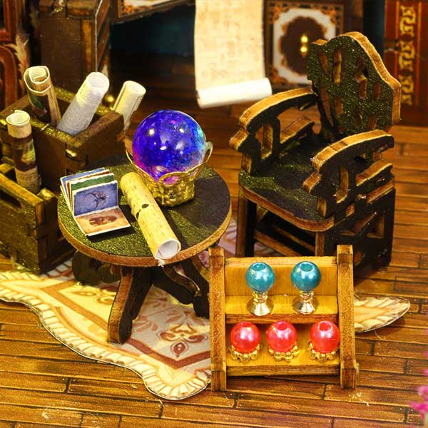 Strange Castle DIY Miniature Dollhouse_Description_7