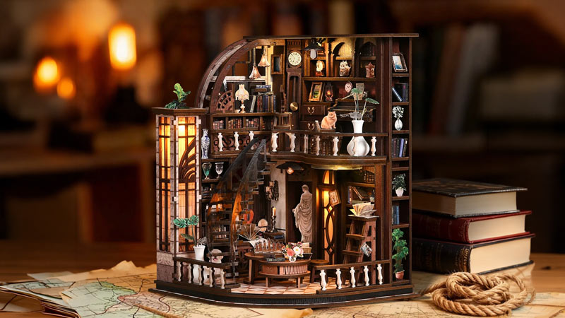 Bacchus Bookstore DIY Miniature Dollhouse_Description_1