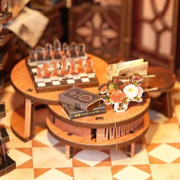 Bacchus Bookstore DIY Miniature Dollhouse_Description_3