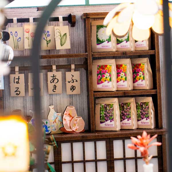 Spring Sakura Greenhouse DIY Miniature Dollhouse_Description_7