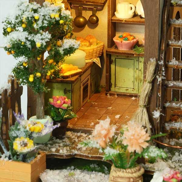Forest Snow Cottage DIY Miniature Dollhouse_Description_3