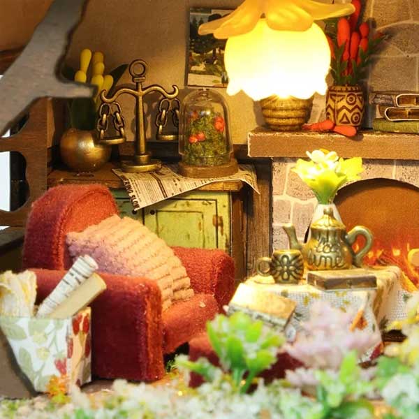 Forest Snow Cottage DIY Miniature Dollhouse_Description_4