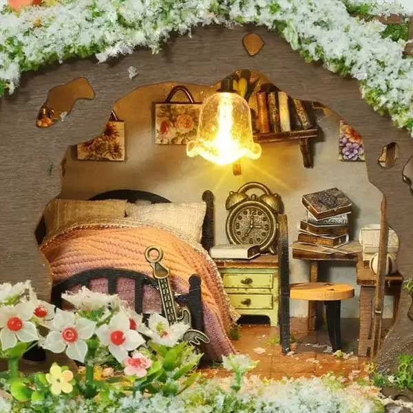 Forest Snow Cottage DIY Miniature Dollhouse_Description_6
