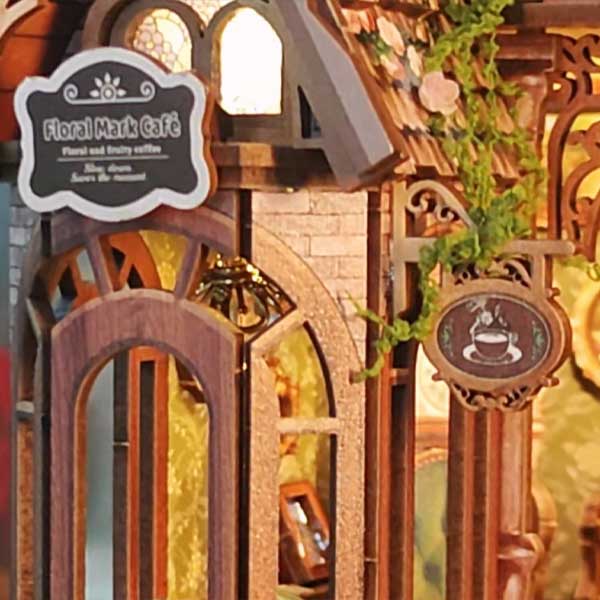 Floral Mark Café DIY Miniature Dollhouse_Description_6